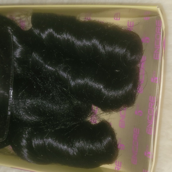 **Janet Collection - Picture 3 of 4